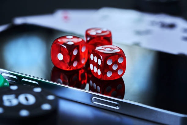 Live Koprok dealer rolling dice on wedang77 HD table